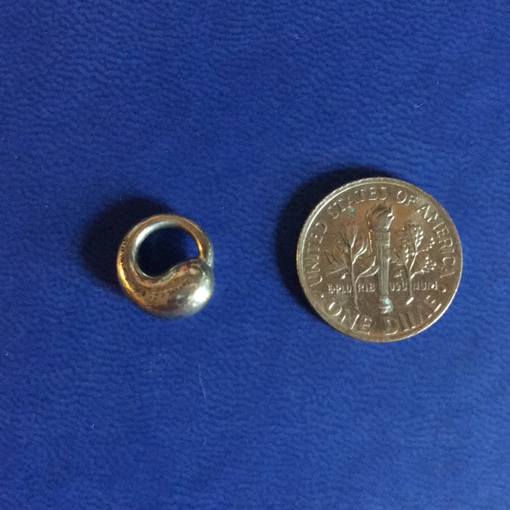 Auth T&Co Elsa Peretti Pendant